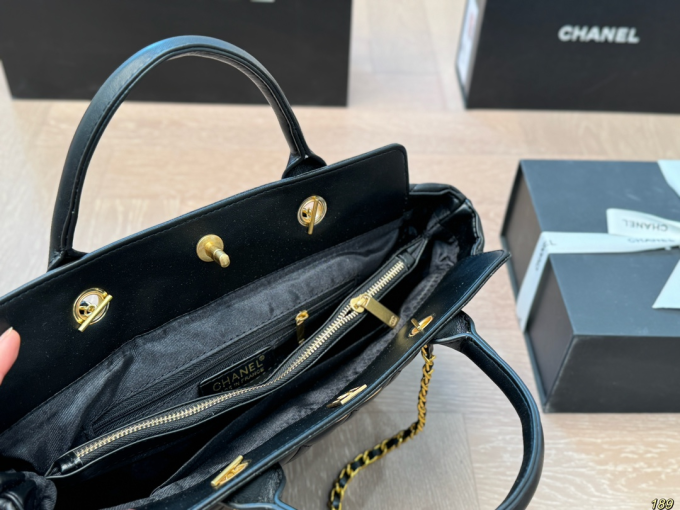 CC new arrival tote bag size: 34 * 20 cm - Image 4