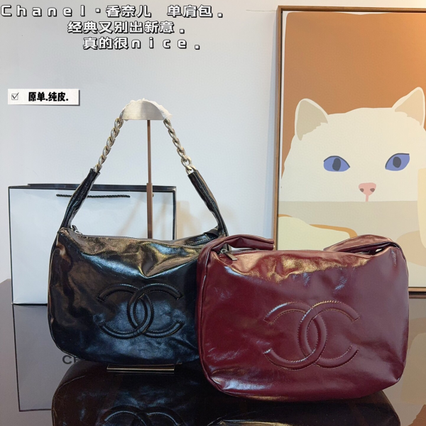 Cc new arrival hobo bag size；33*9*26 cm