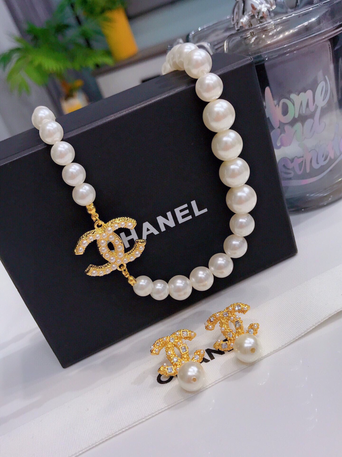 Cc new arrival necklace + earing sets 010