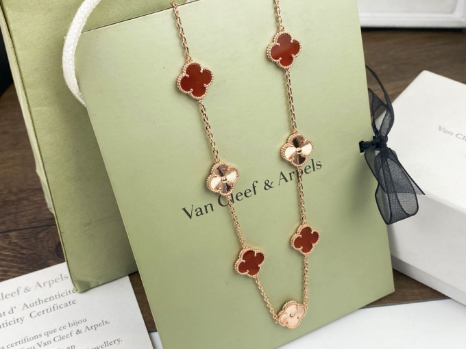 Alhambra necklace - Image 4