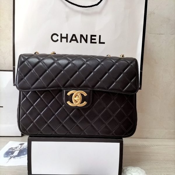 CC Classic Flap Bag size; 30*21*8cm
