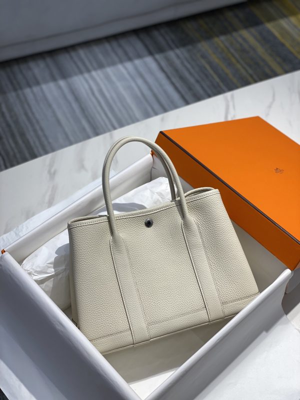 Her new arrival Garden party bag