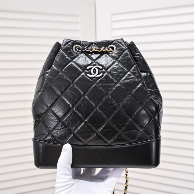 CC 17 Gabrielle backpack size : 24*23*11.5cm - Image 6