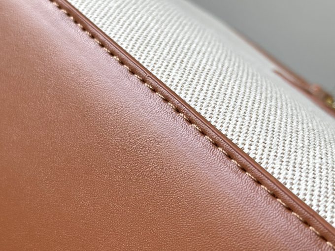 Louis Capucines new arrival bag 05 - Image 6