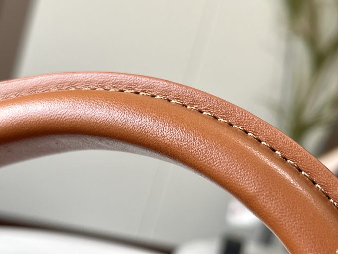 Louis Capucines new arrival bag 05 - Image 12
