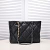 CC 22B 19BAG Tote