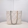 CC 22b 19 BAG tote
