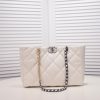 CC 22B 19BAG Tote