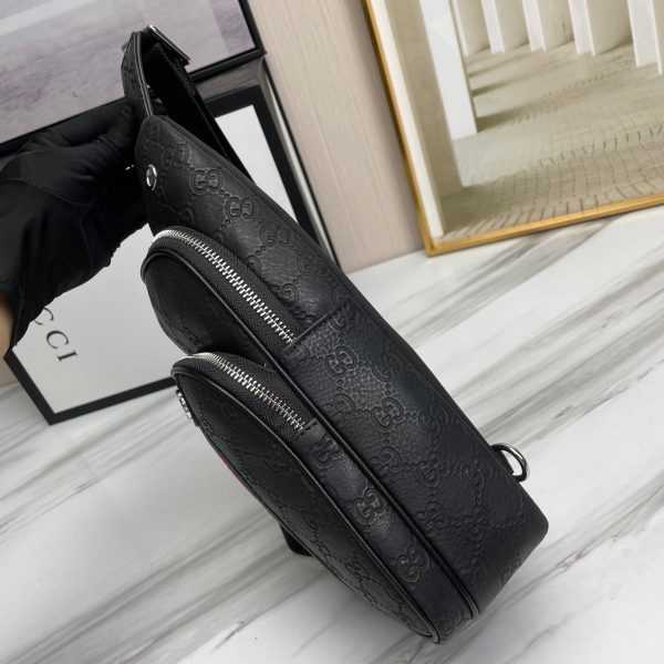 GG new arrival man bag size : 17x30x8 cm