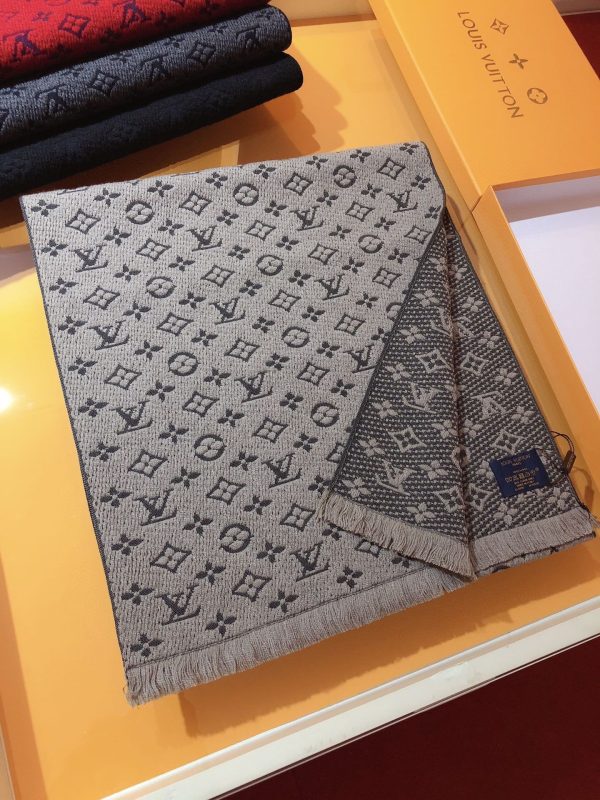 Louis new arrival scarf size: 40*185 cm 009