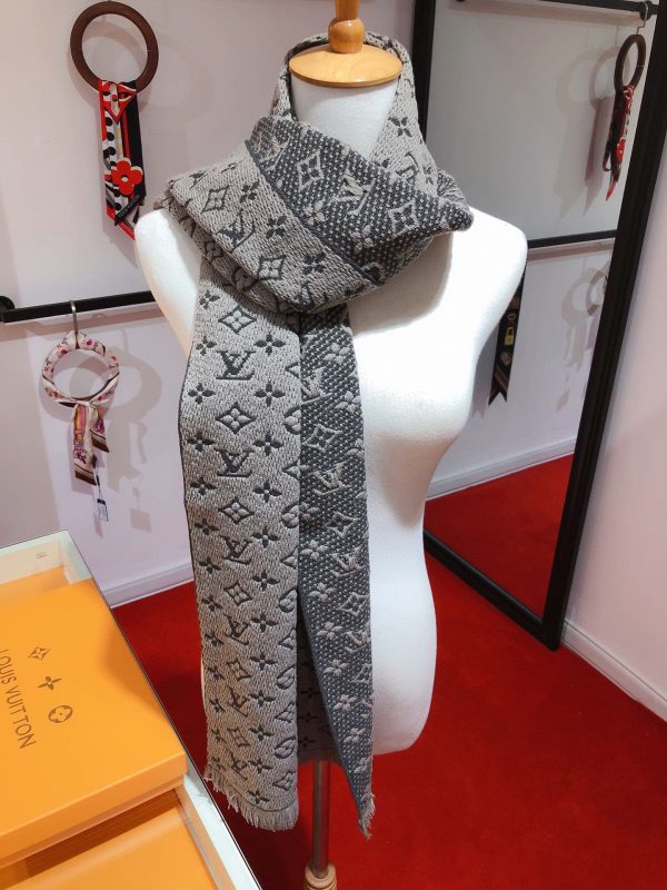 Louis new arrival scarf size: 40*185 cm 009