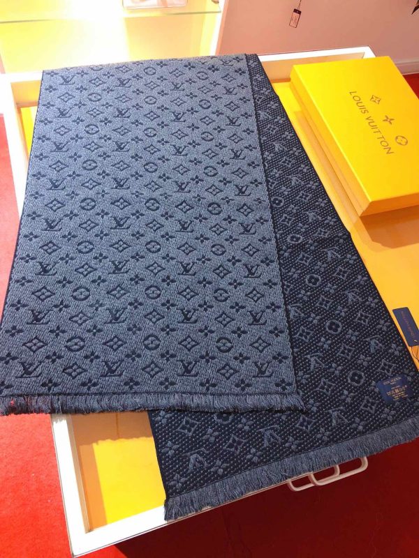 Louis new arrival scarf size: 40*185 cm 009