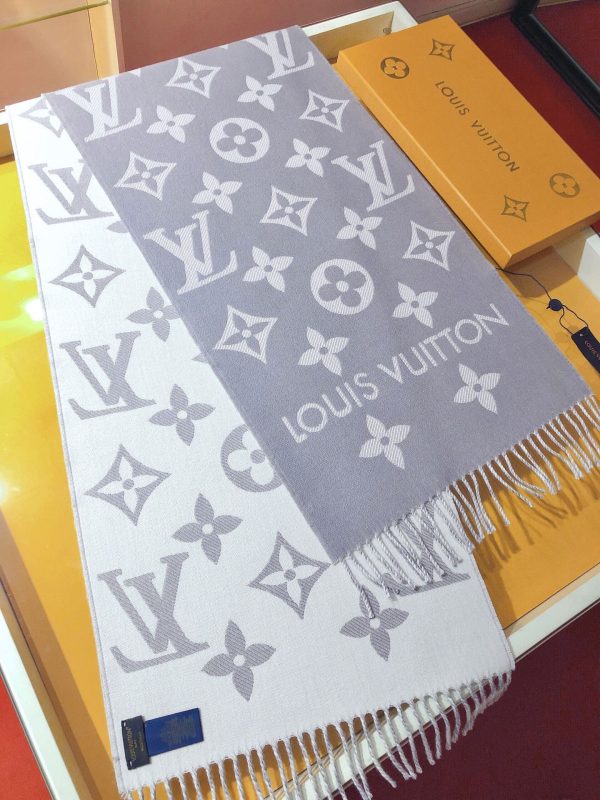 Louis new arrival scarf size: 45*200 cm 007