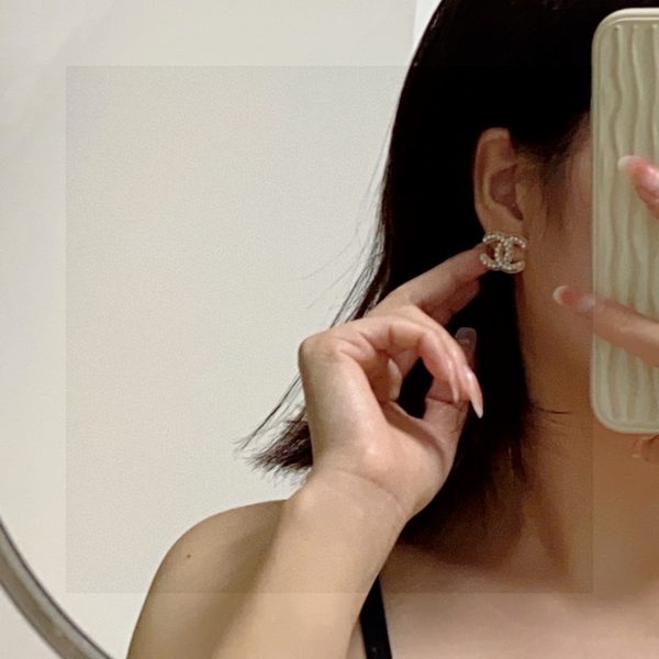 CC Earrings 0010