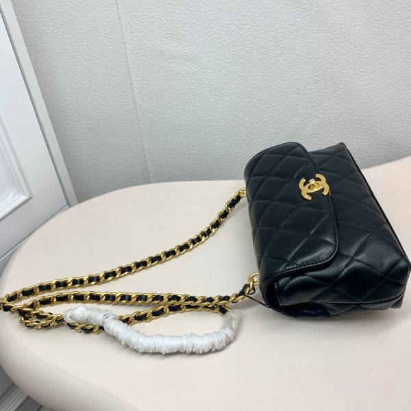 CC Classic Flap new arrival bag size: 23x7x16cm
