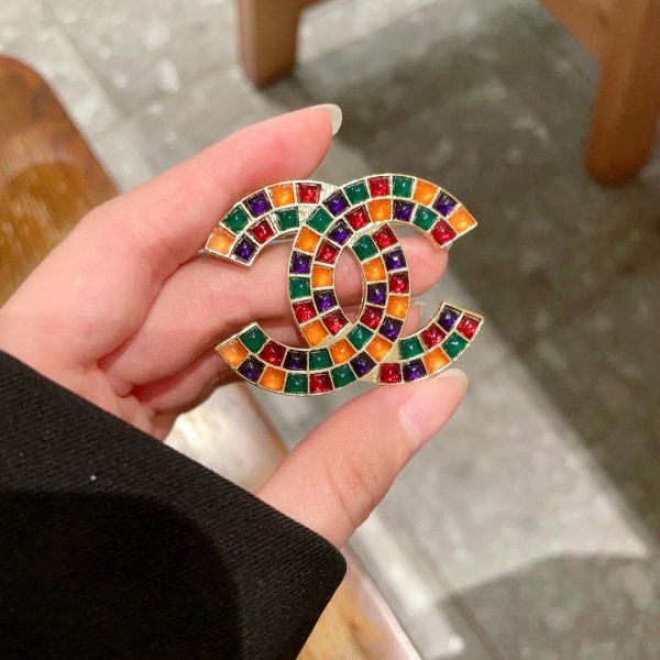 Cc brooch 0077