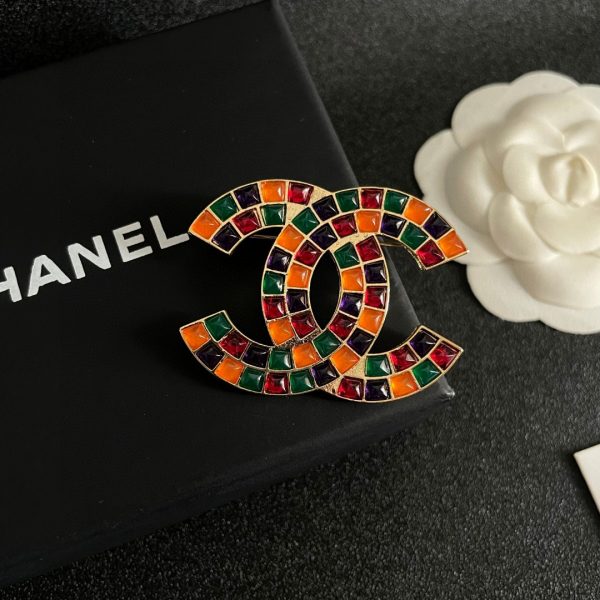 Cc brooch 0077