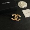 Cc brooch 0068