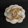 Cc brooch 0068