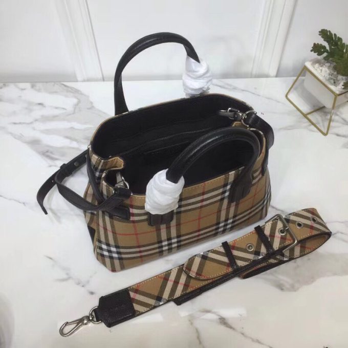 bb Small Banner Vintage Check And Tote Black For Women, Women's Bags 10.5in/26cm - Image 7