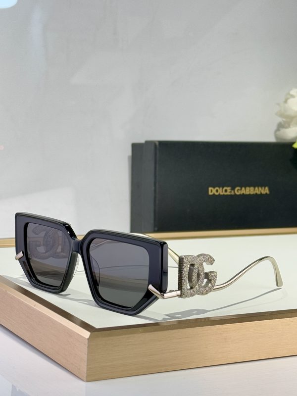 D*G Eyewear SIZE: 52-16-140