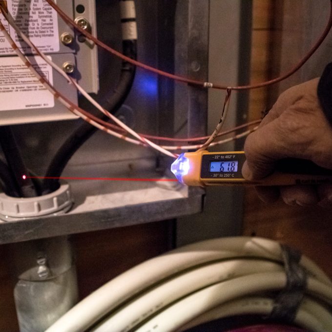 Klein Tools NCVT-4IR Non-Contact Voltage Tester with Infrared Thermometer Tests AC Voltage and IR Temperature - Image 6