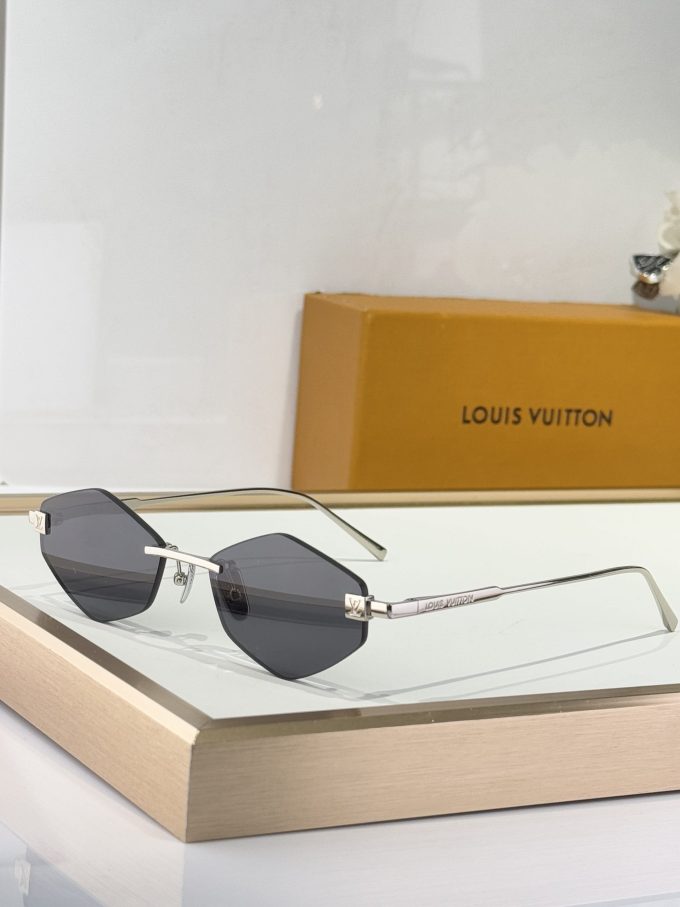 Louis Eyewear SIZE: 57-16-145 - Image 8