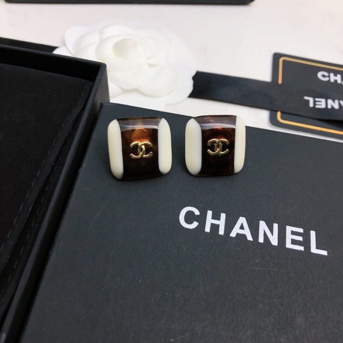 cc Earrings - Image 4