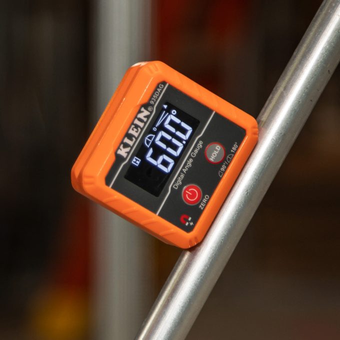 Klein Tools 935DAG Digital Angle Gauge and Level - Image 8