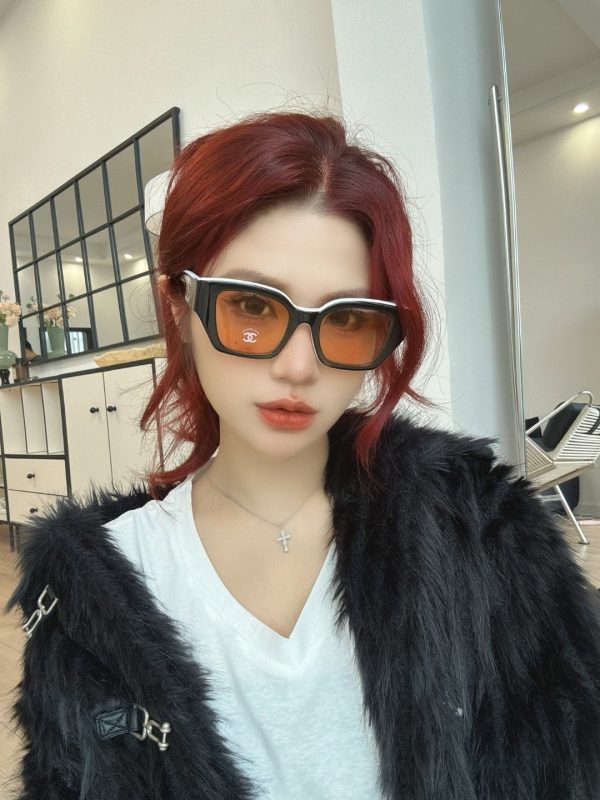 CC* Eyewear SIZE: 51-22-135