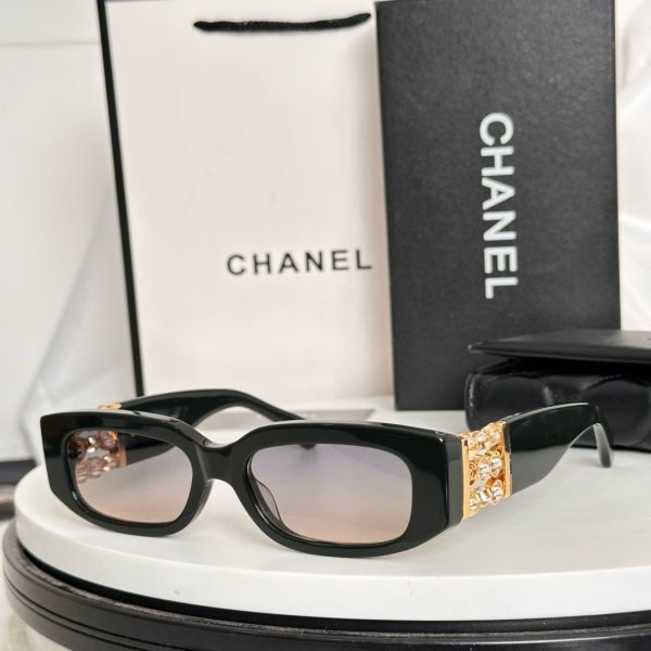 CC* Eyewear SIZE: 54-18-140