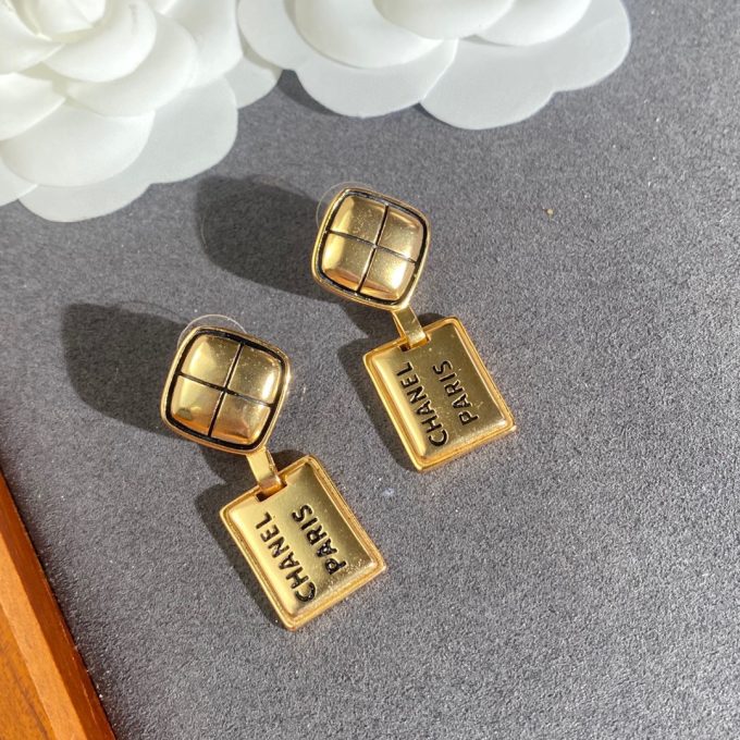 cc Earrings - Image 6