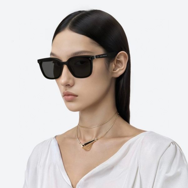 GENTLE MONSTE* Eyewear SIZE: 62-18-148