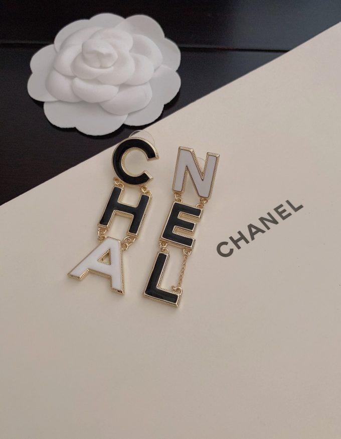 cc Earrings - Image 4