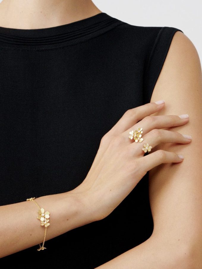 Frivole bracelet, 5 flowers - Image 4