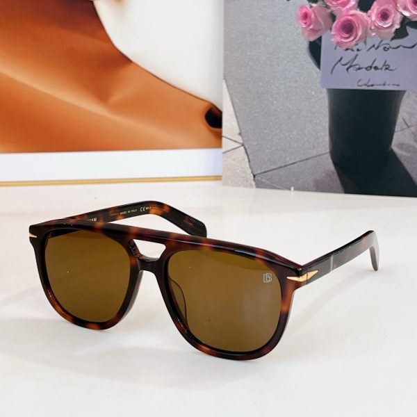 DAVID BECKHA* Eyewear SIZE: 56-17-145