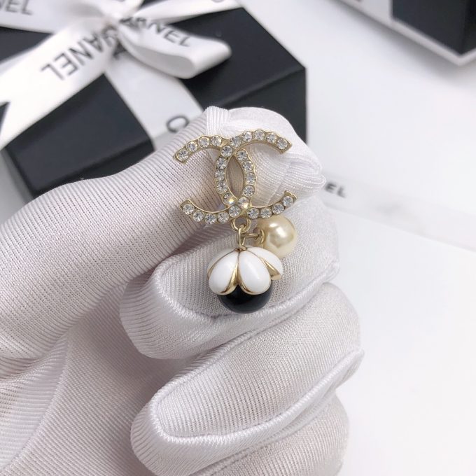 cc Earrings - Image 5