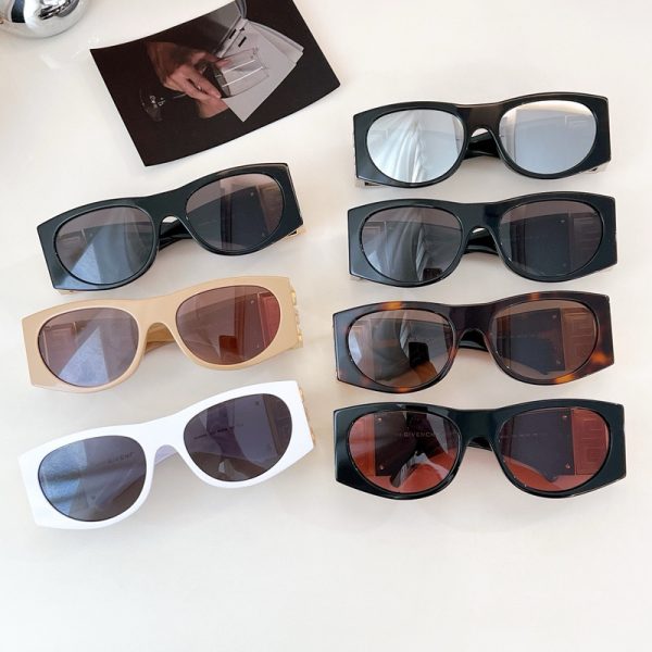 GIVENCH* Eyewear SIZE: 56-18-125