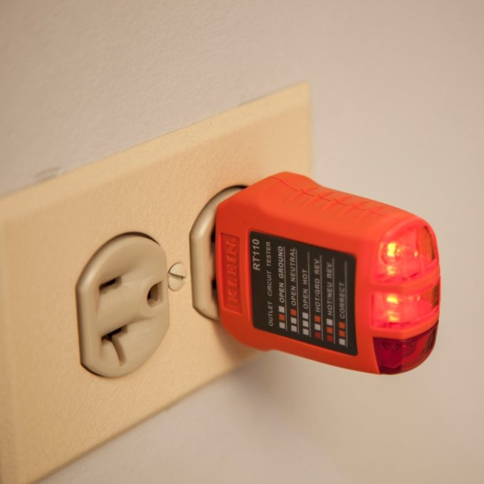 Klein Tools RT110 Receptacle Tester for North American AC Electrical Outlet Receptacles - Image 5