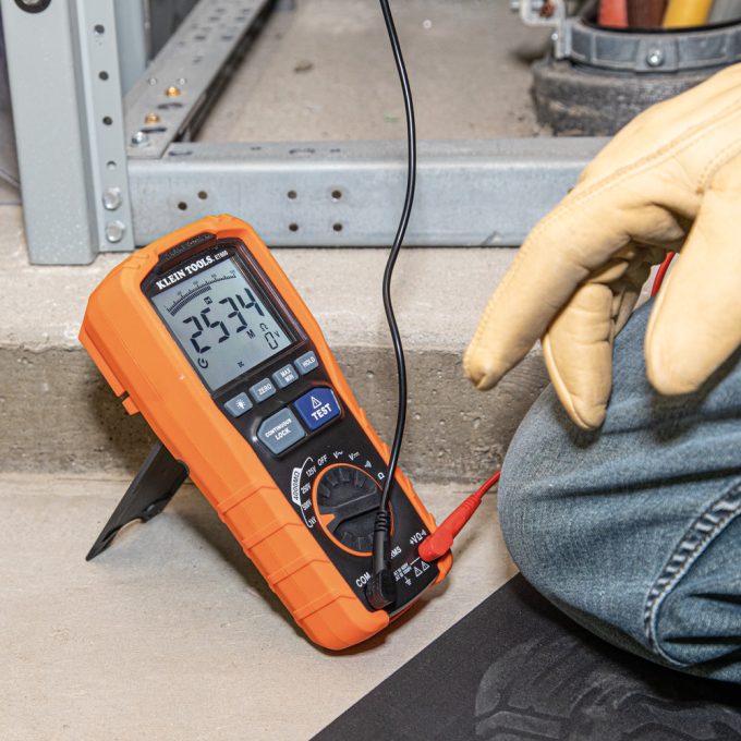 Klein Tools ET600 Insulation Resistance Tester - Image 11