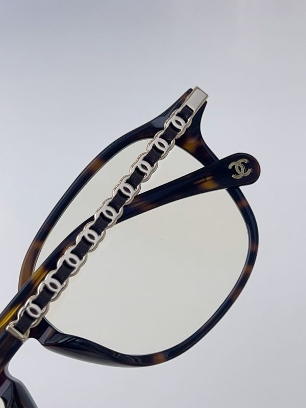 CC* Eyewear SIZE: 51-19-145