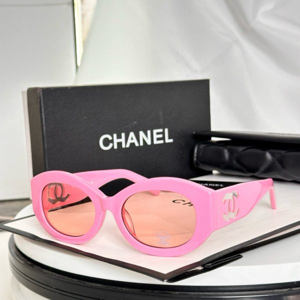 CC* Eyewear SIZE: 52-20-145