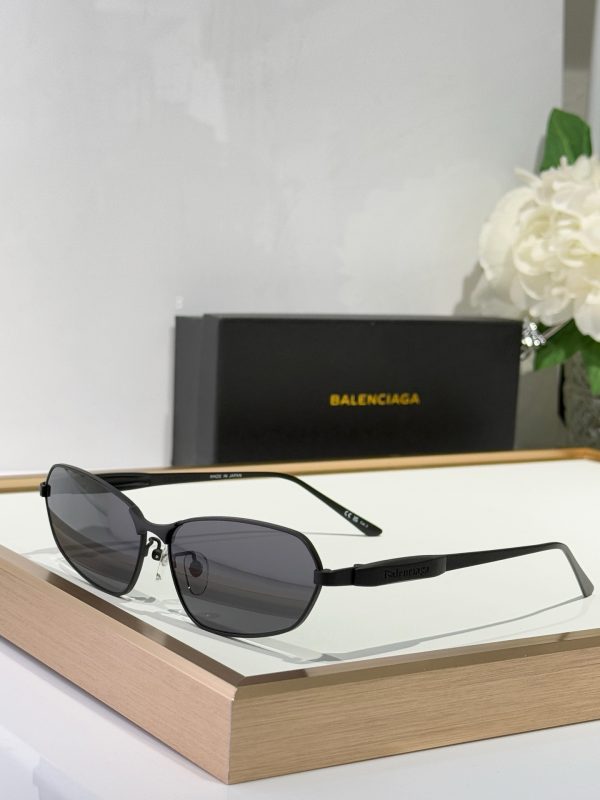 BALE**IAGA Eyewear SIZE: 66-17-135