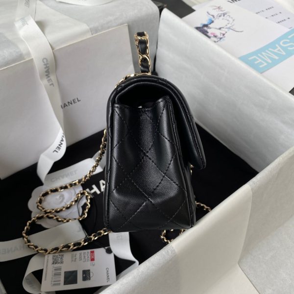 cc 23K AS2431 Mini flap Lambskin bag with top handle Black/white