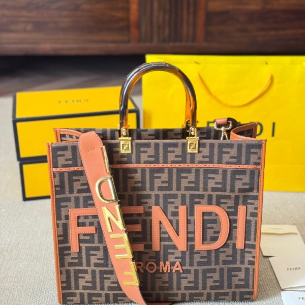 Fen new arrival peekabo tote bag size；35*30 cm