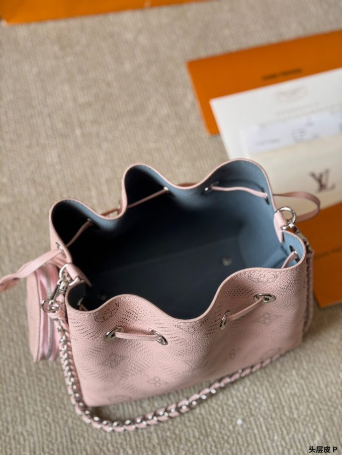 Louis new arrival  bella Monogram bag size: 16*20 cm - Image 6