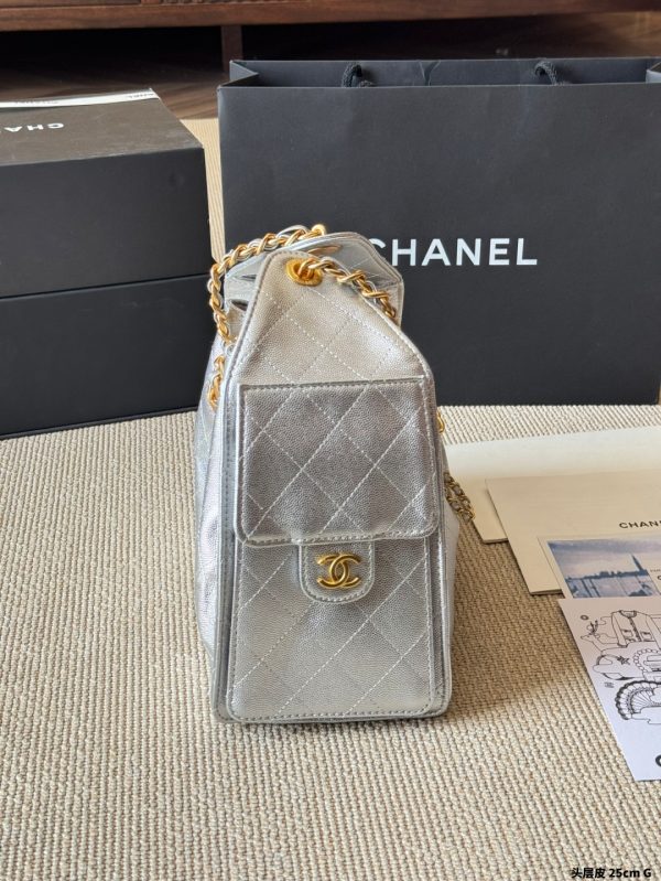 Cc new arrival 25s hobo silver bag size: 25*20  cm