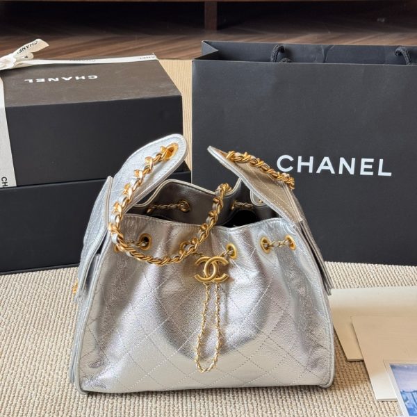 Cc new arrival 25s hobo silver bag size: 25*20  cm
