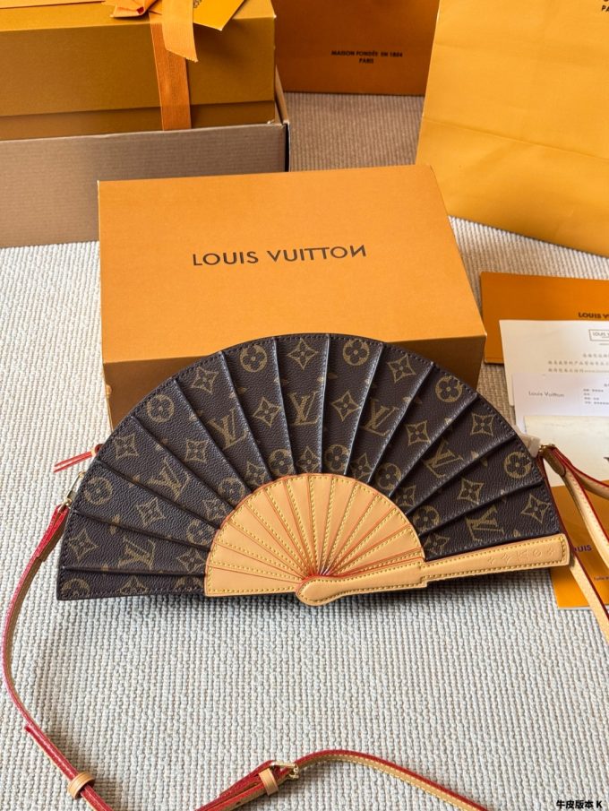 Louis new arrival vintage bag size: 36*20 cm - Image 3