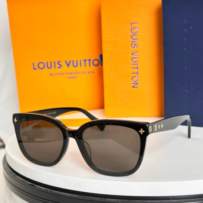 Louis Eyewear SIZE: 56-19-143 - Image 6